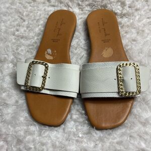 Mila Paoli Leather White gold tone Buckle Slide Sandals Size 8.5